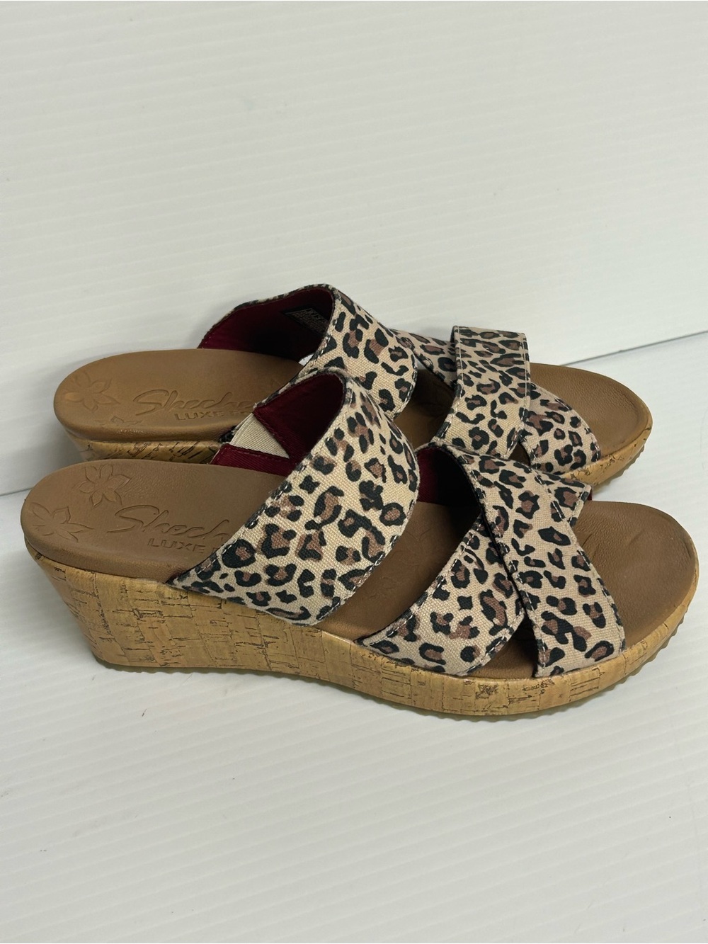 Skechers Beverlee Purrrfect Leopard Wedge Sandals 32964 Size 6